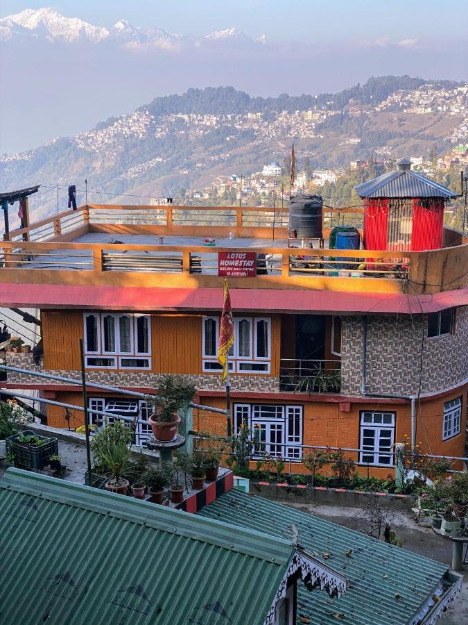 Lotus Homestay Дарджилинг Екстериор снимка