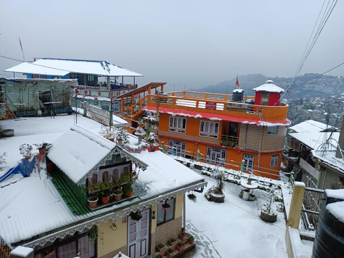 Lotus Homestay Дарджилинг Екстериор снимка