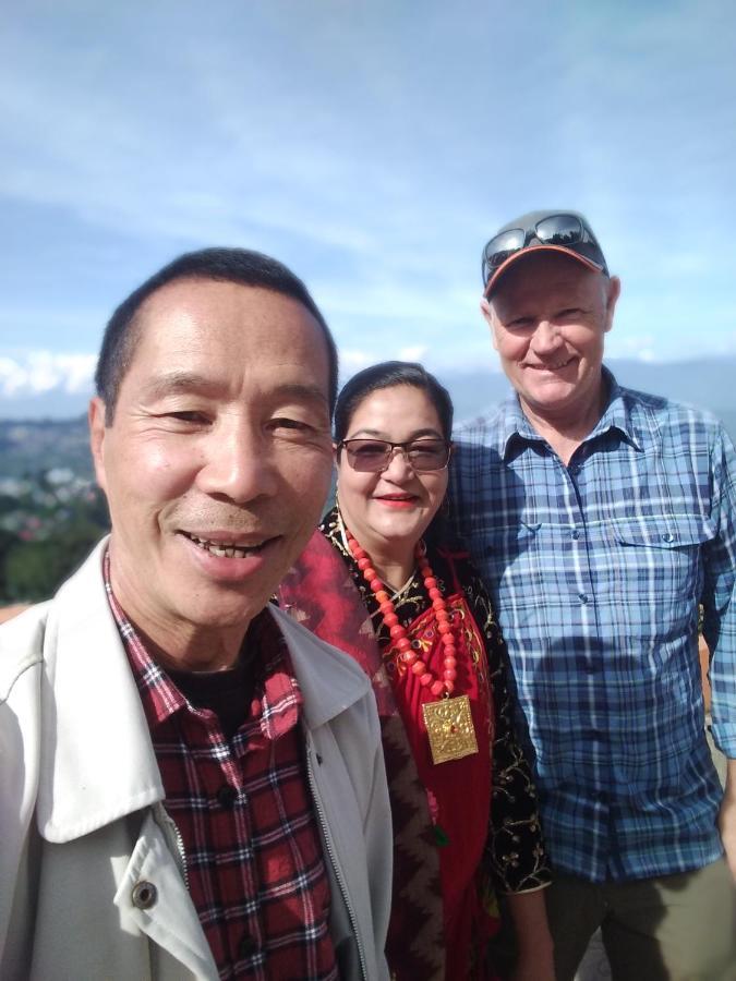 Lotus Homestay Дарджилинг Екстериор снимка