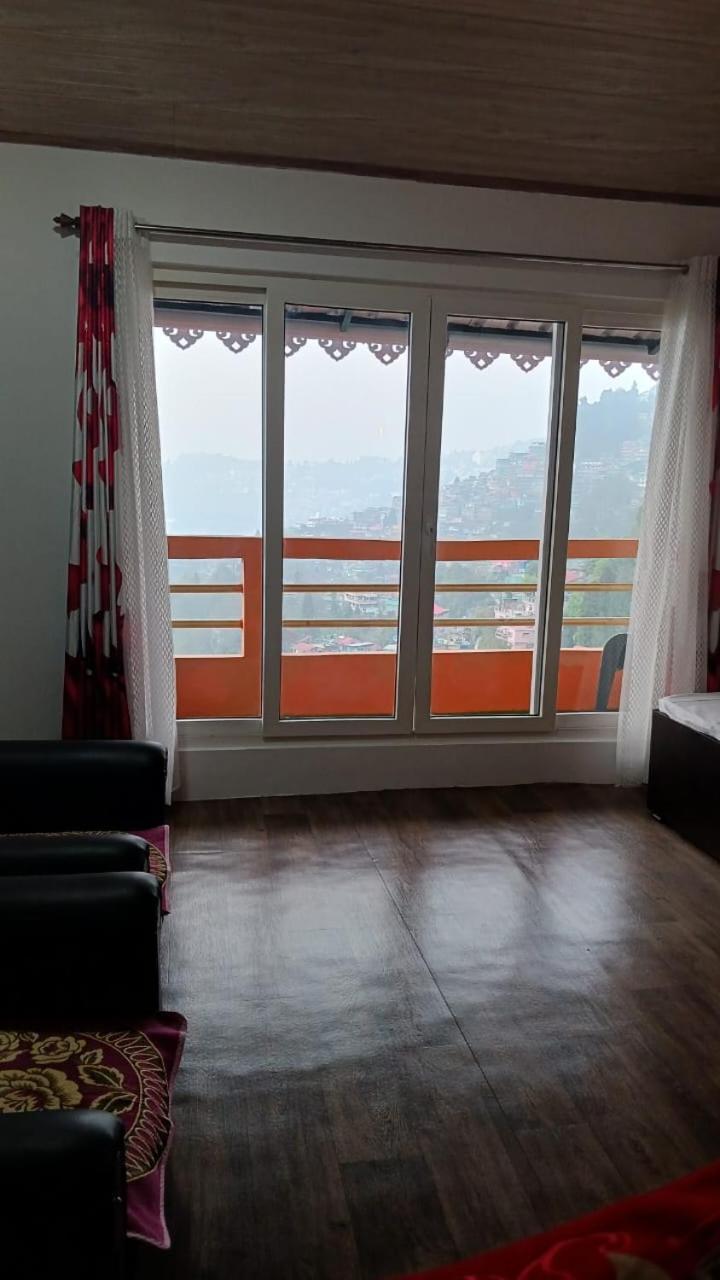 Lotus Homestay Дарджилинг Екстериор снимка