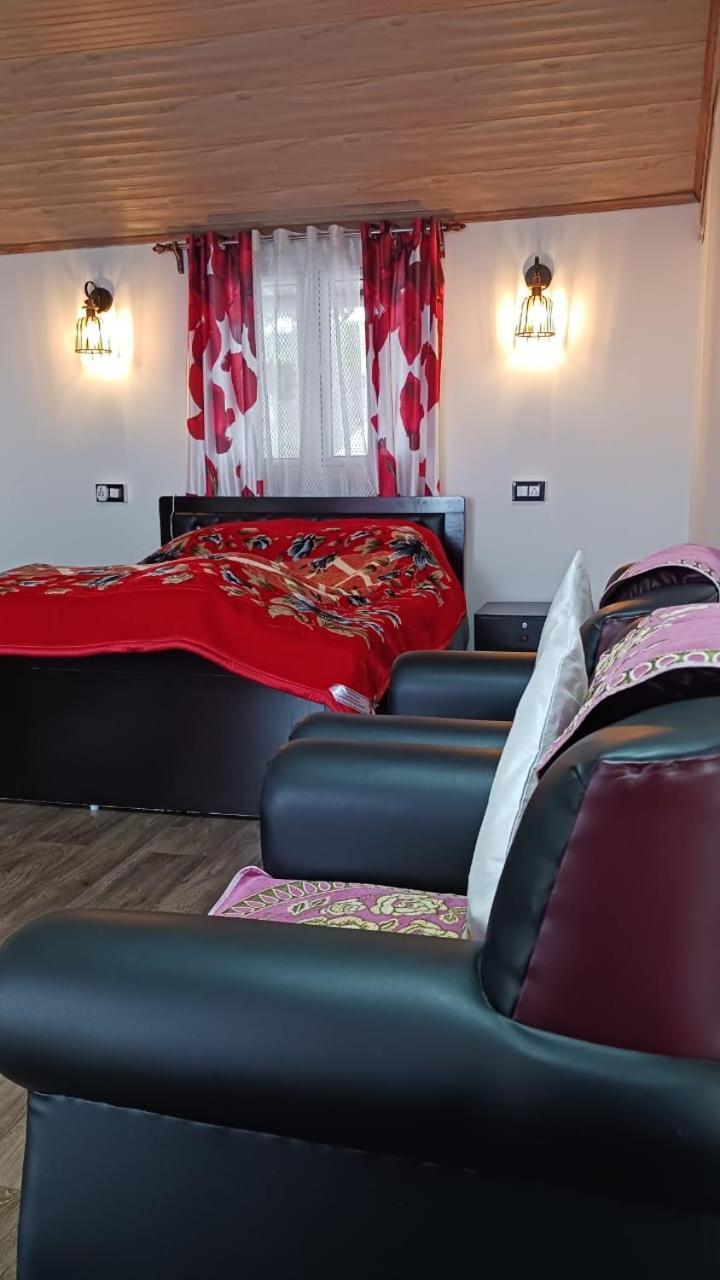 Lotus Homestay Дарджилинг Екстериор снимка