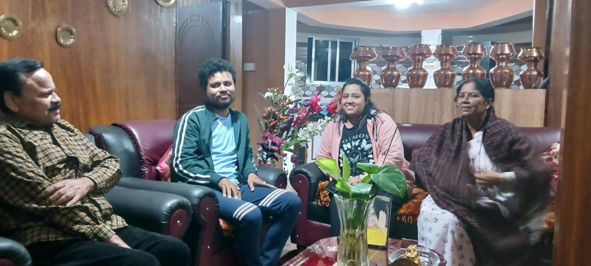 Lotus Homestay Дарджилинг Екстериор снимка